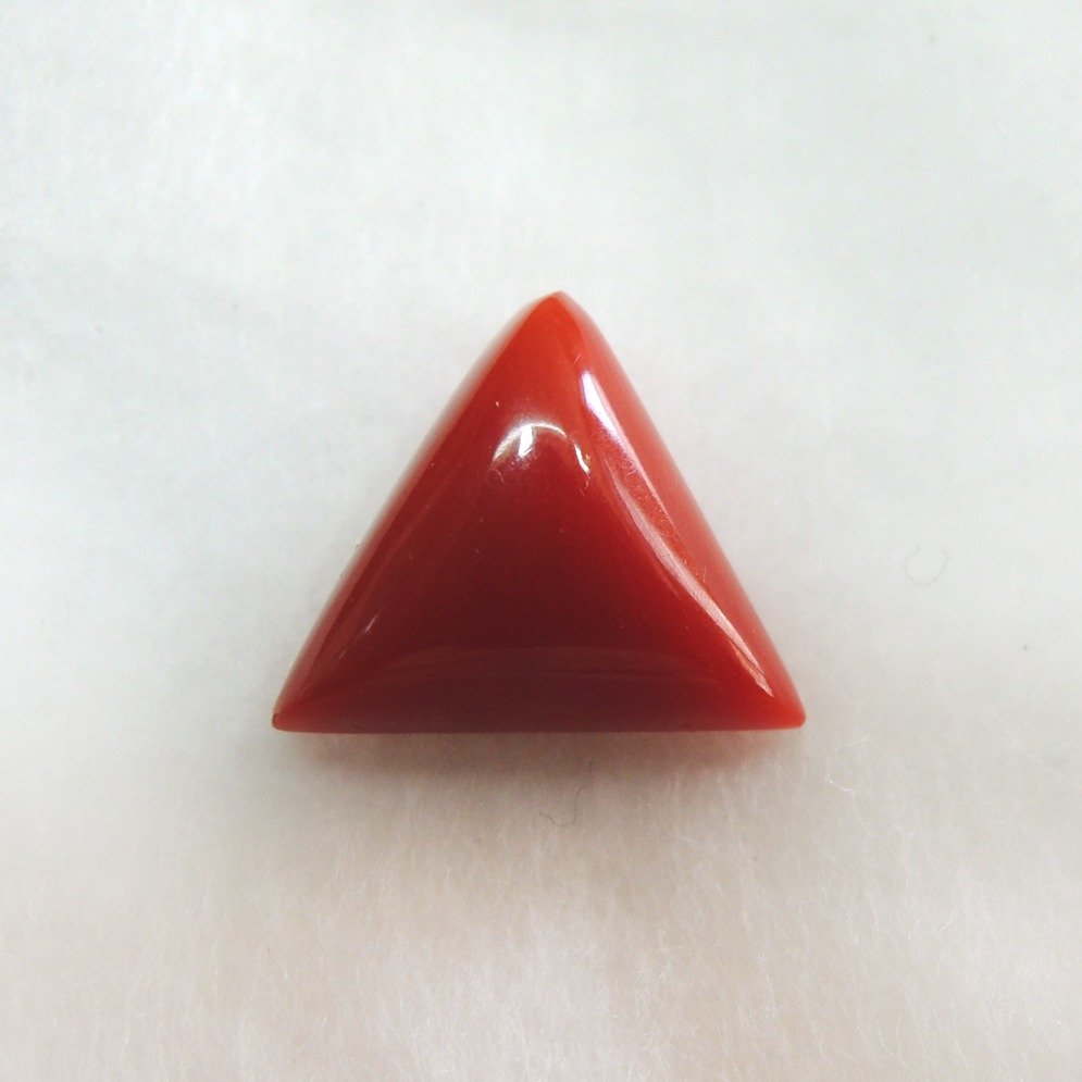 4.39ct triangle natural red-coral (mungaa) KBG-C33