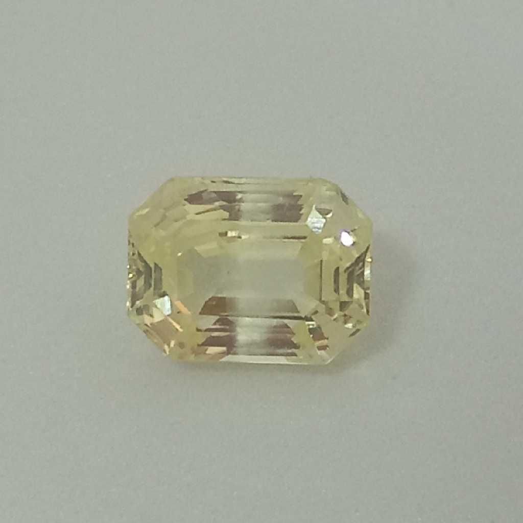 7.27ct rectangle yellow yellow-sapphire-pukhraj