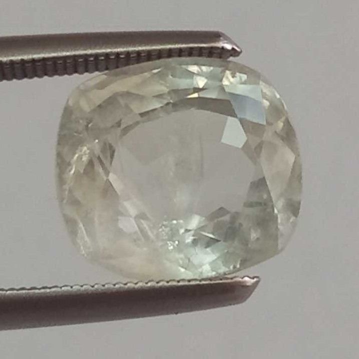 3.68ct cushion  yellow-sapphire-pukhraj